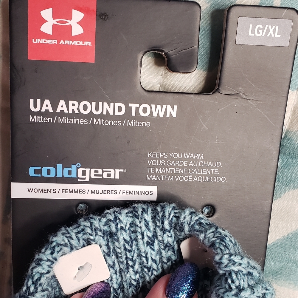 Under Armour Blue Mittens Large/XL Women's NWT